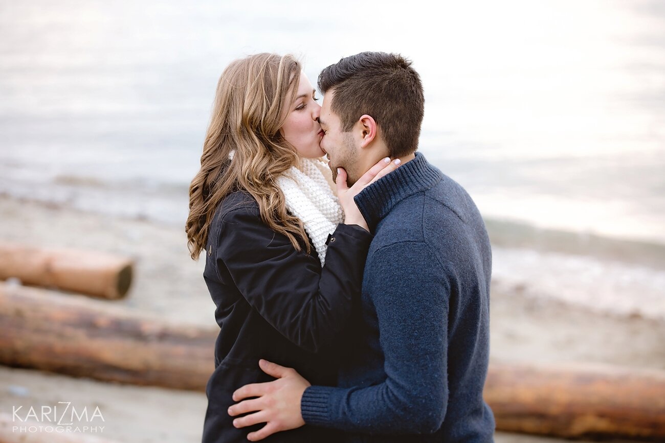 Dundarave Engagement couple